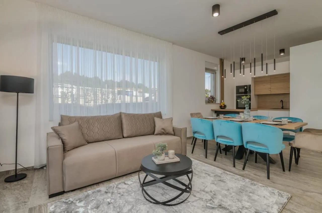 Harmony Luxury Villa Krk Town 0*,